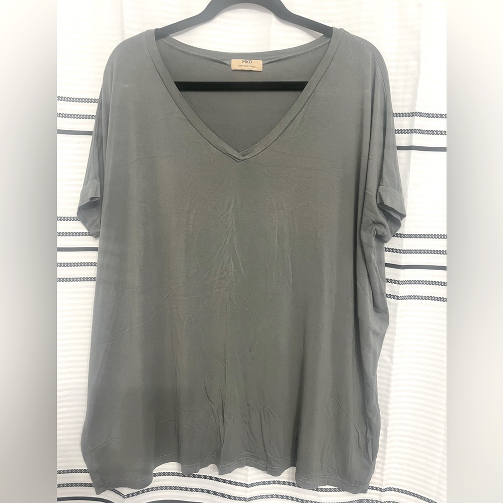Piko green short sleeve top MEDIUM